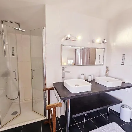 Avec Piscine Chez Labaurie 別荘